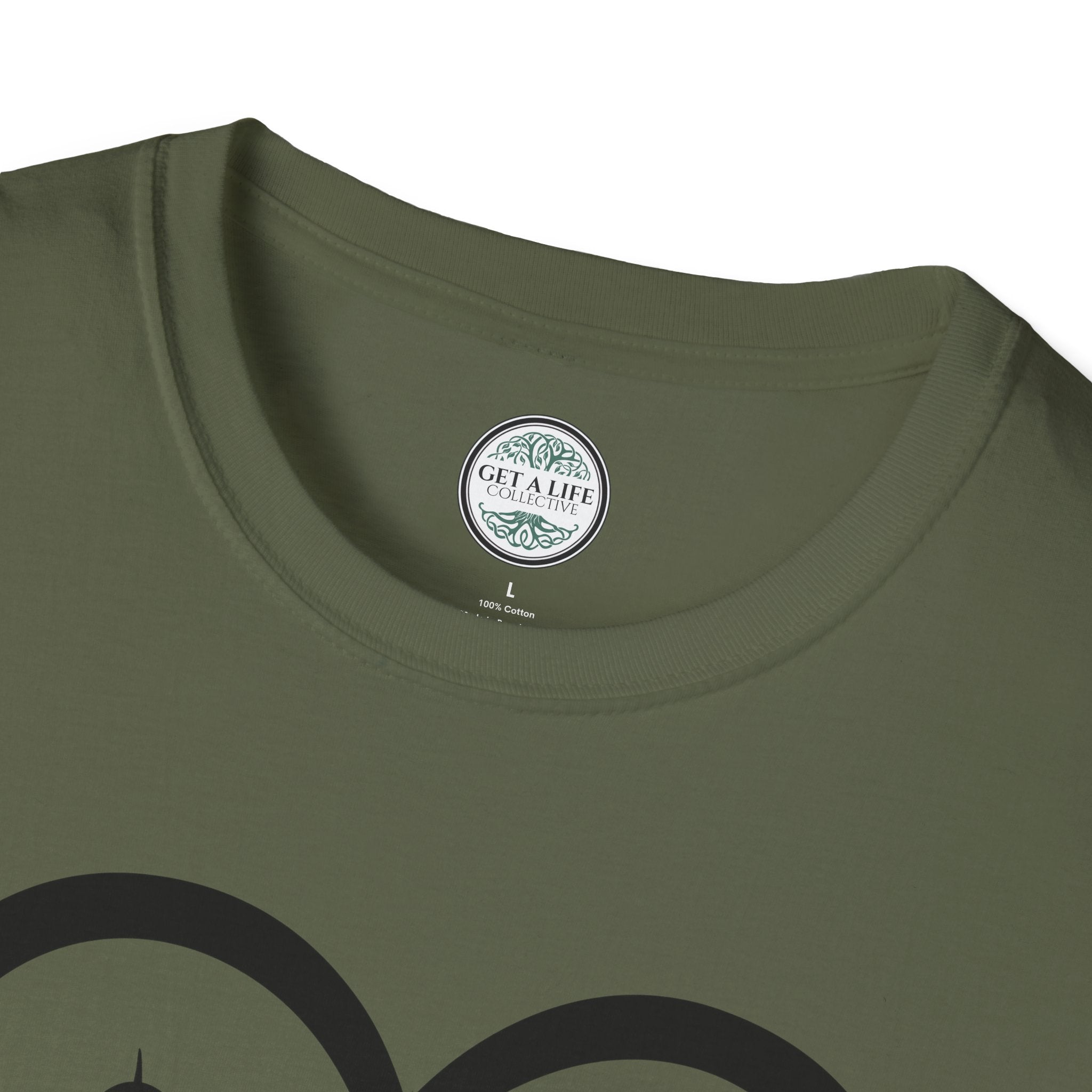 Cat Mom T-Shirt — Heart & Paw Graphic Tee for Cat Lovers